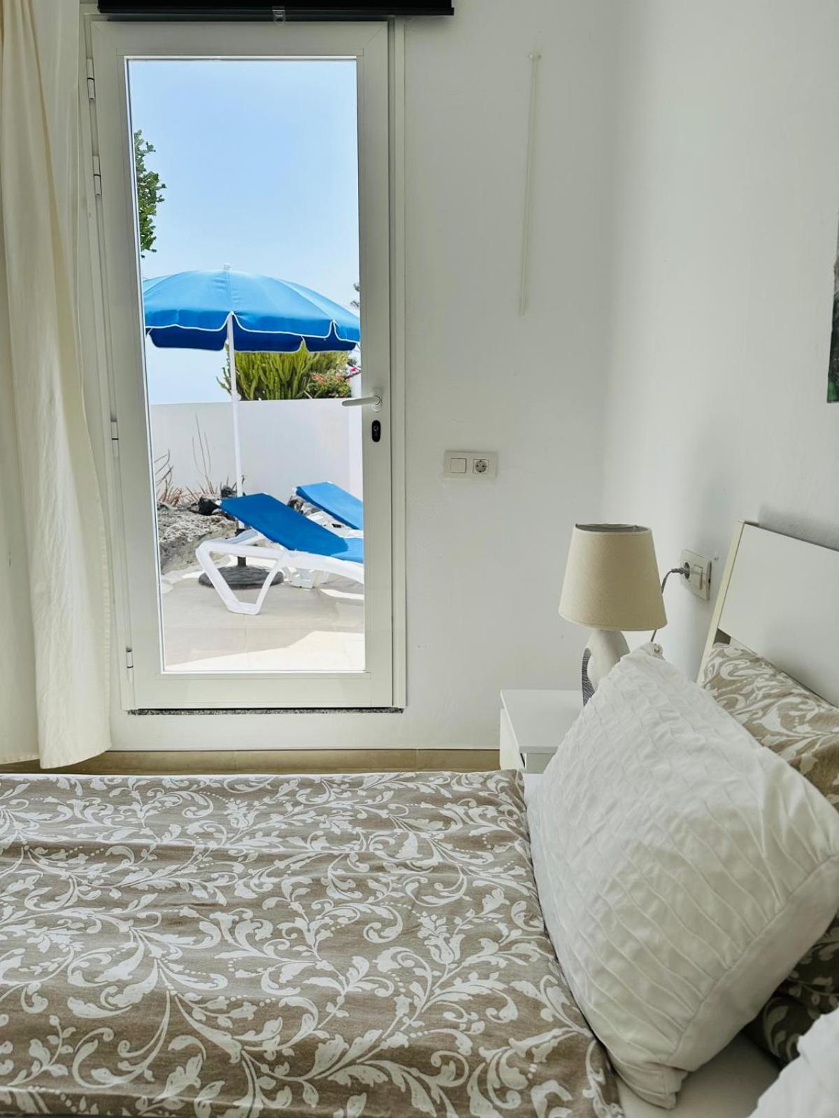 Apartment Luna Nudist Place Charco del Palo Exterior photo